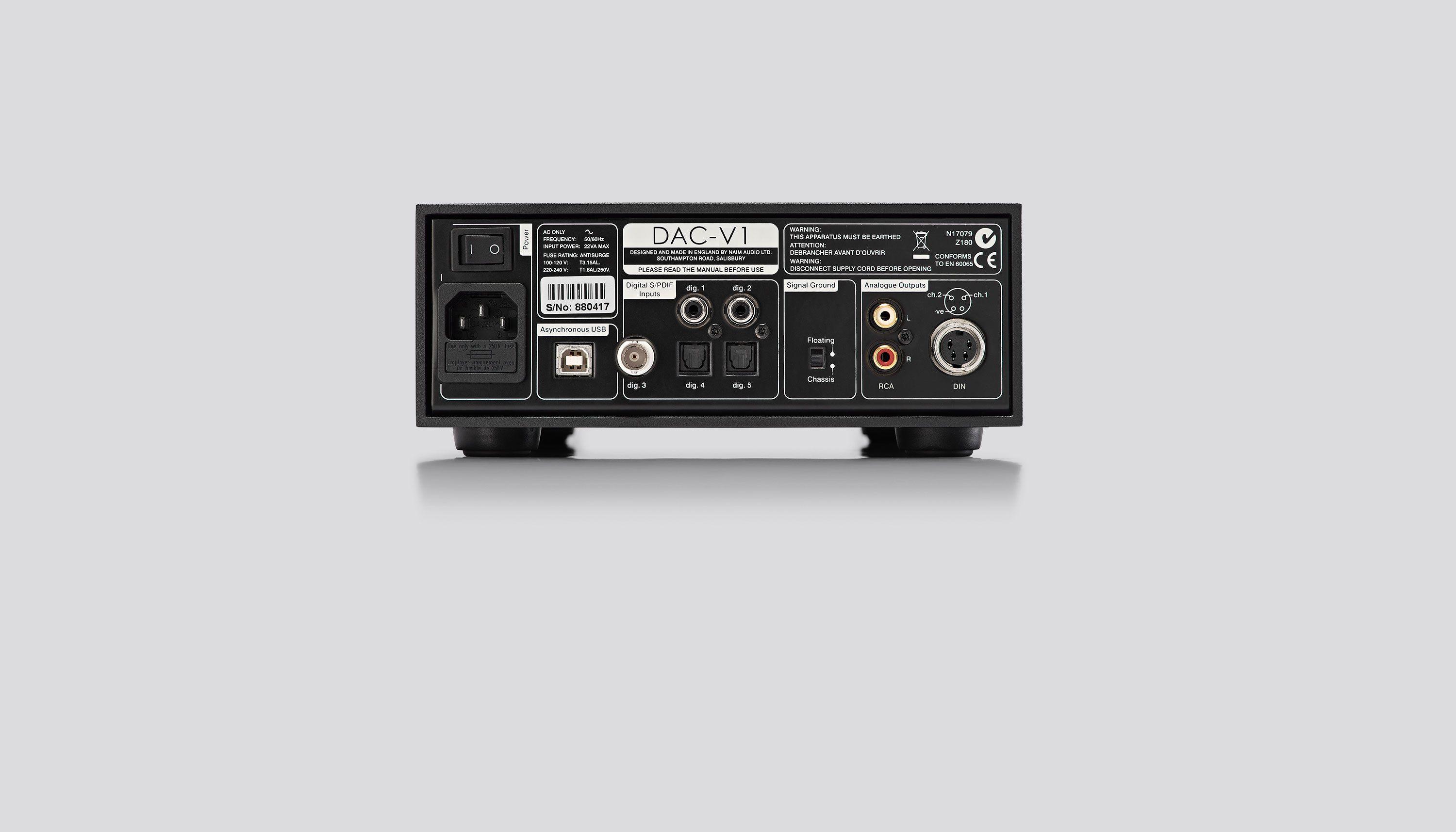 DAC-V1 digital to analogue converter - rear view